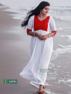 SMALL PLEATED GEORGETTE KURTA