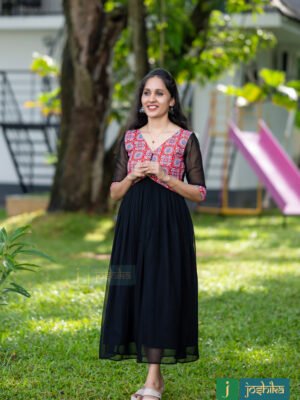 AALIYA CUT KURTA WITH AJRAKH YOKE