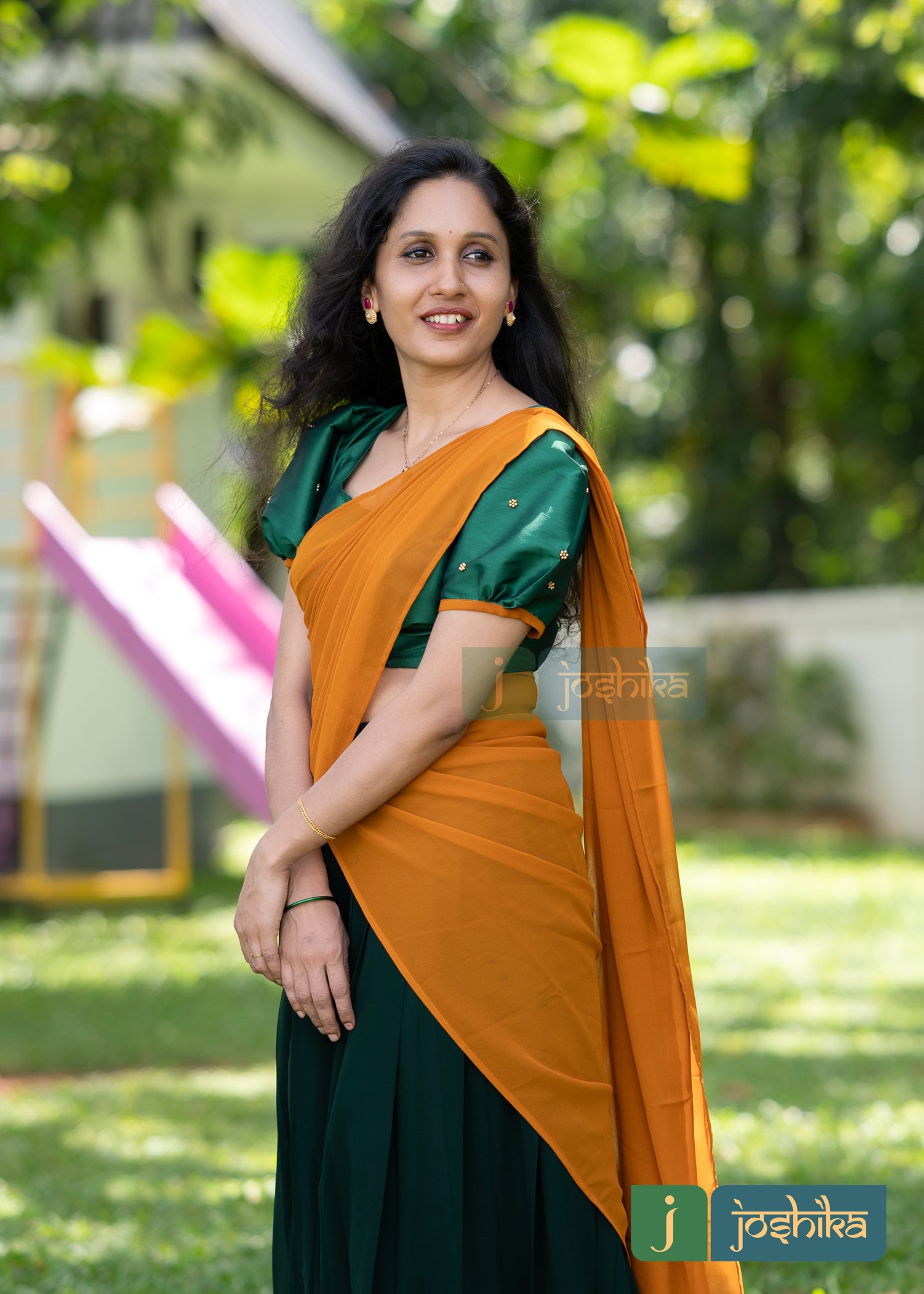 TRADITOINAL DAVANI SET WITH EMBROIDERED PUFF SLEEVES - Image 2