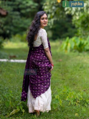 CREAM AND PURPLE HARMONY