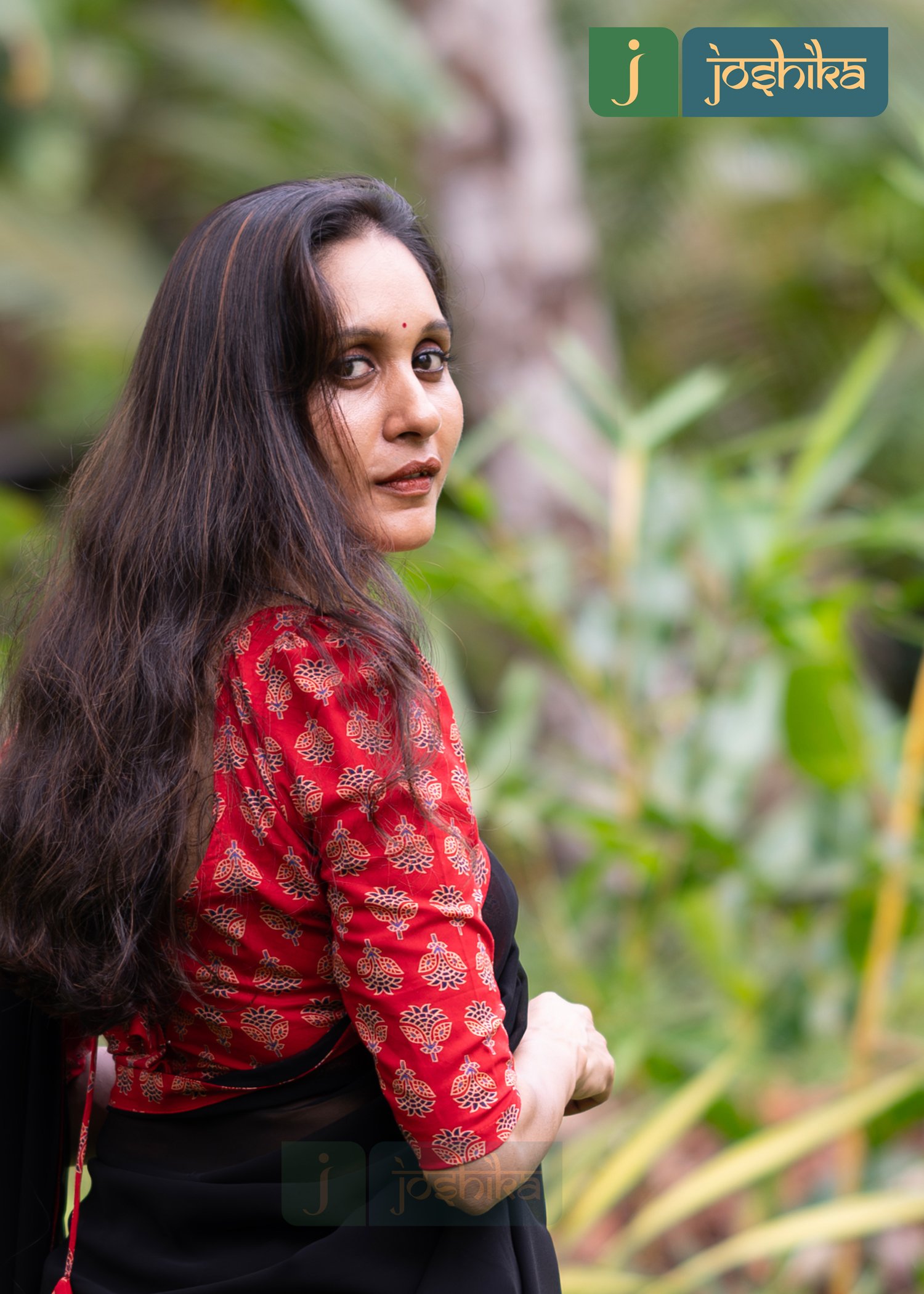 BLACK AND RED INDIAN TRADITIONAL DAVANI SET - Image 2