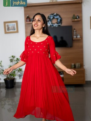 FESTIVE RED ELEGANCE