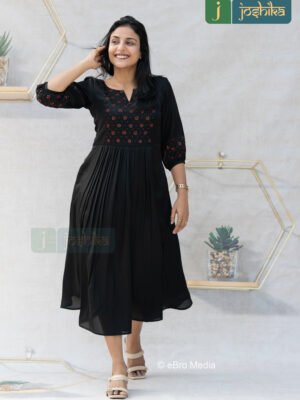 CLASSIC BLACK MODAL SATIN KURTA WITH EMBROIDERY
