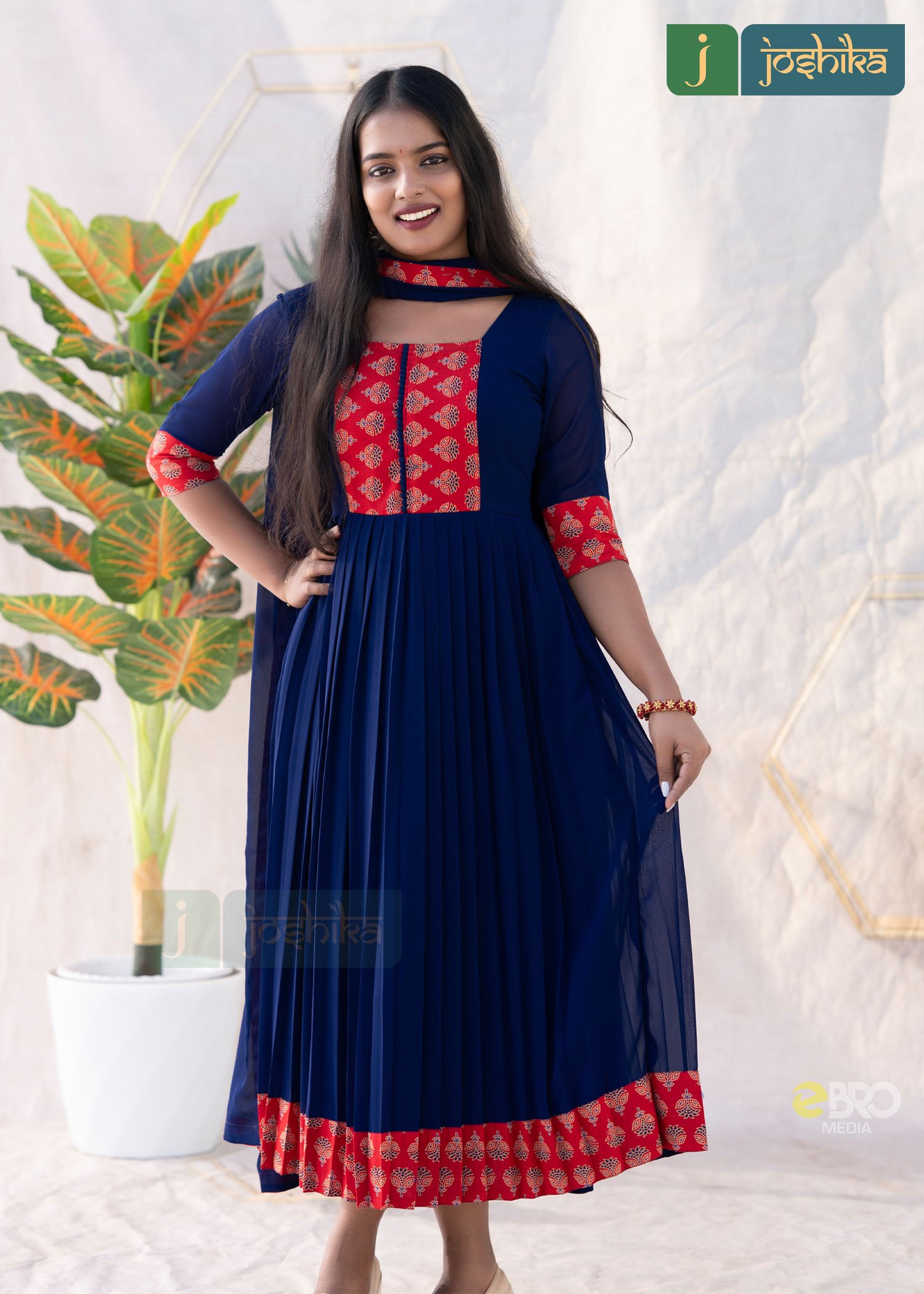 INDIGO ELEGANCE PLEATED KURTA AND DUPATTA WITH AJTRAKH DETAILING - Image 2