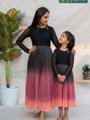ELEGANT MOTHER-DAUGHTER OMBRE PLEATED DRESS SET