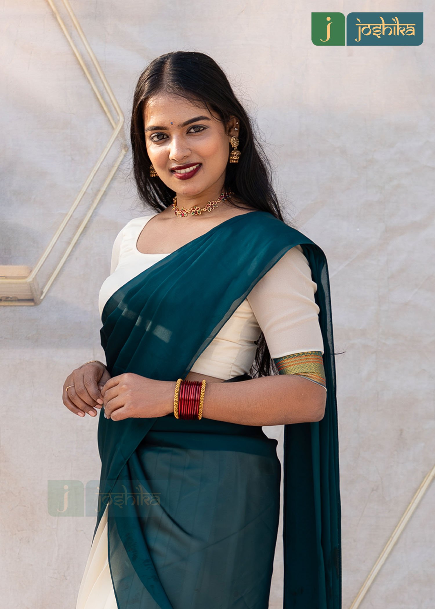 ELEGANT HERITAGE DAVANI SET IN CREAM AND PEACOCK GREEN - Image 2