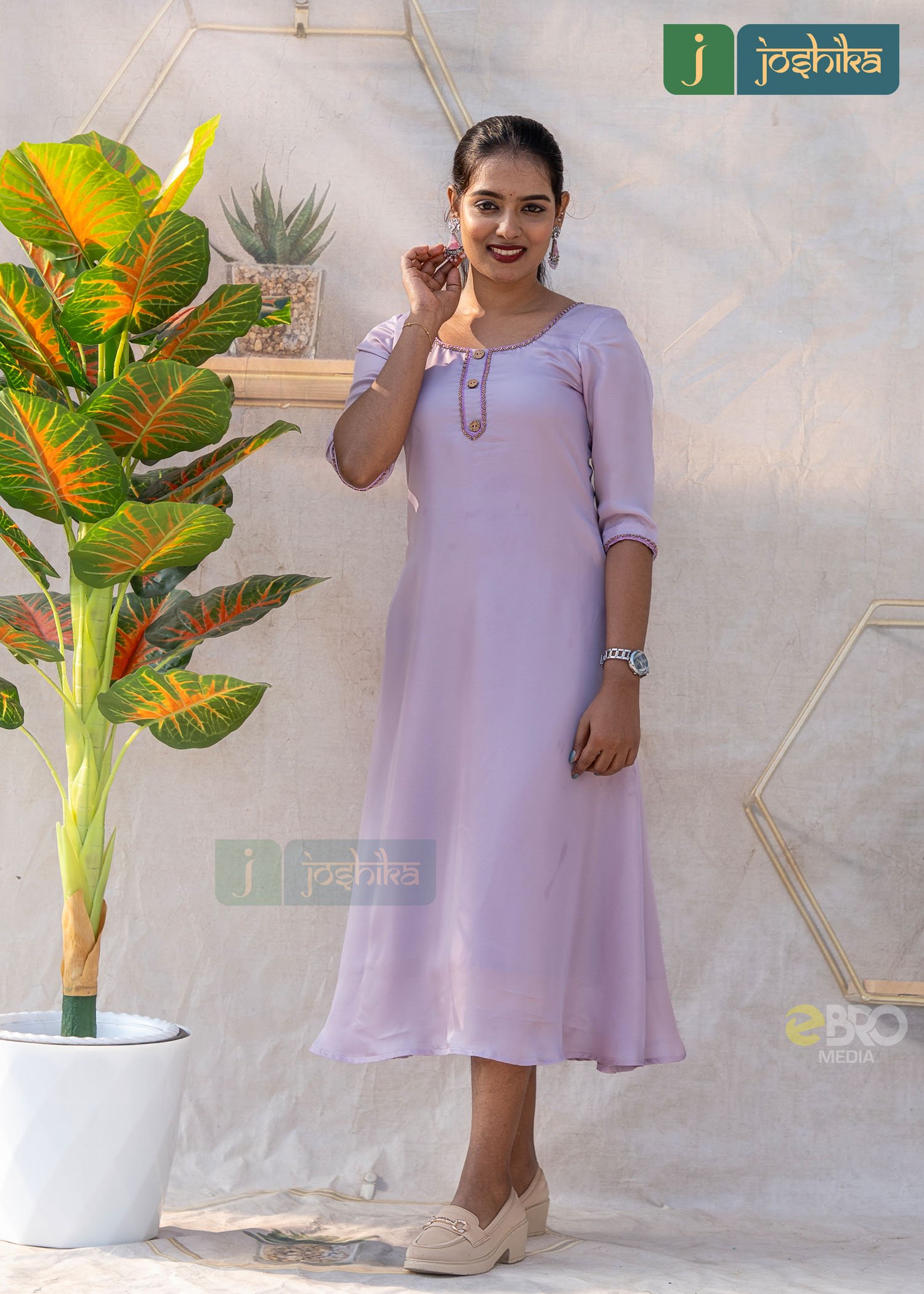 PASTEL A-LINE KURTA WITH HANDCRAFTED EMBROIDERED DETAILING - Image 4
