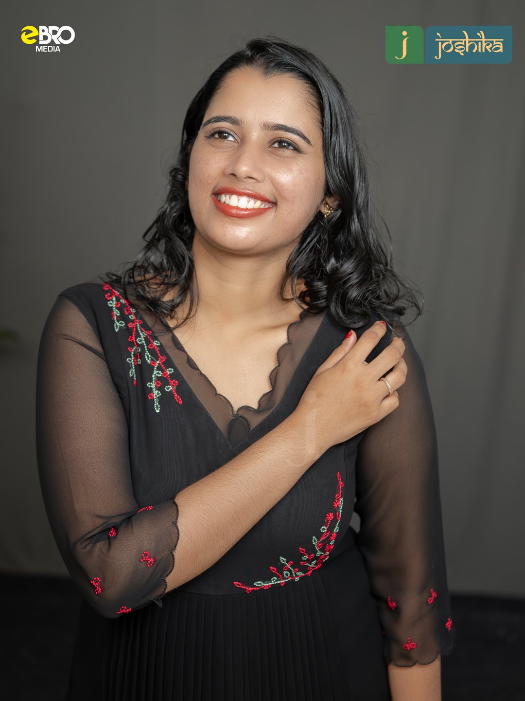Midnight Elegance Georgette Pleated Kurta - Image 6