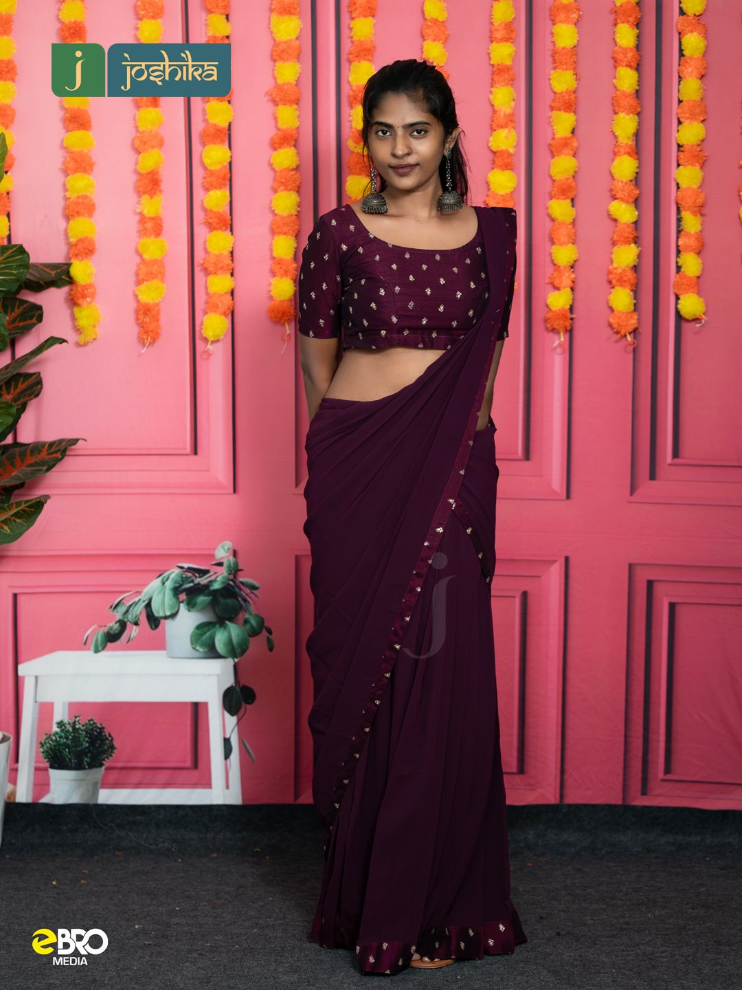 Traditional Kerala Davani with Golden Kasavu Border - PURPLE - Image 4