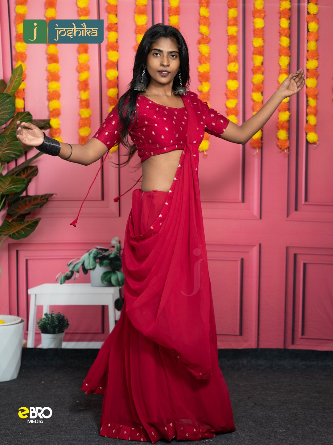 Traditional Kerala Davani with Golden Kasavu Border RANI PINK - Image 7