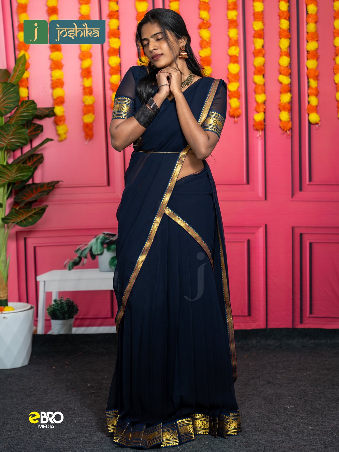 Traditional Kerala Davani with Golden Kasavu Border Navy Blue - Image 6