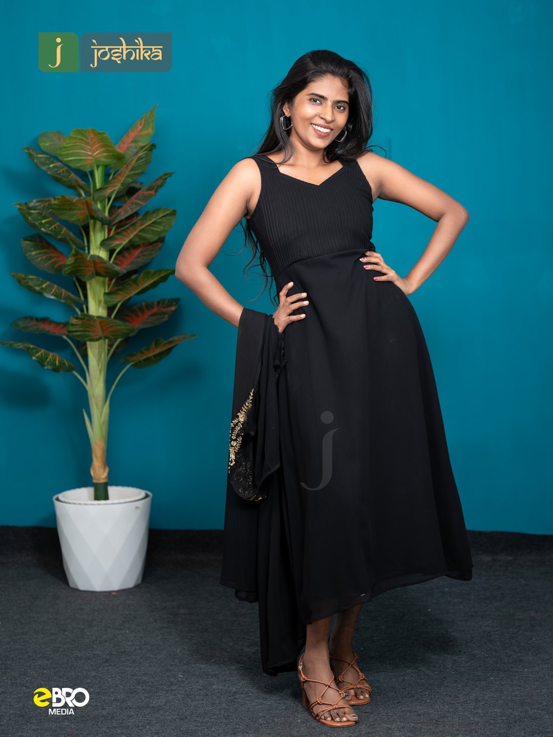 Black Kurta with Embroidered Jacket - Image 2