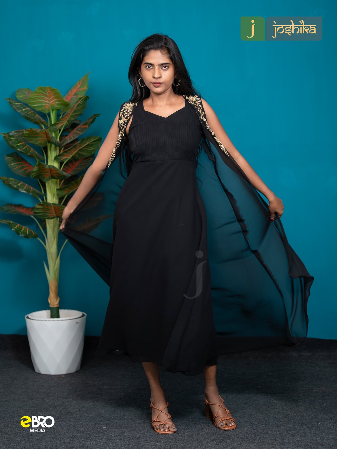 Black Kurta with Embroidered Jacket - Image 5