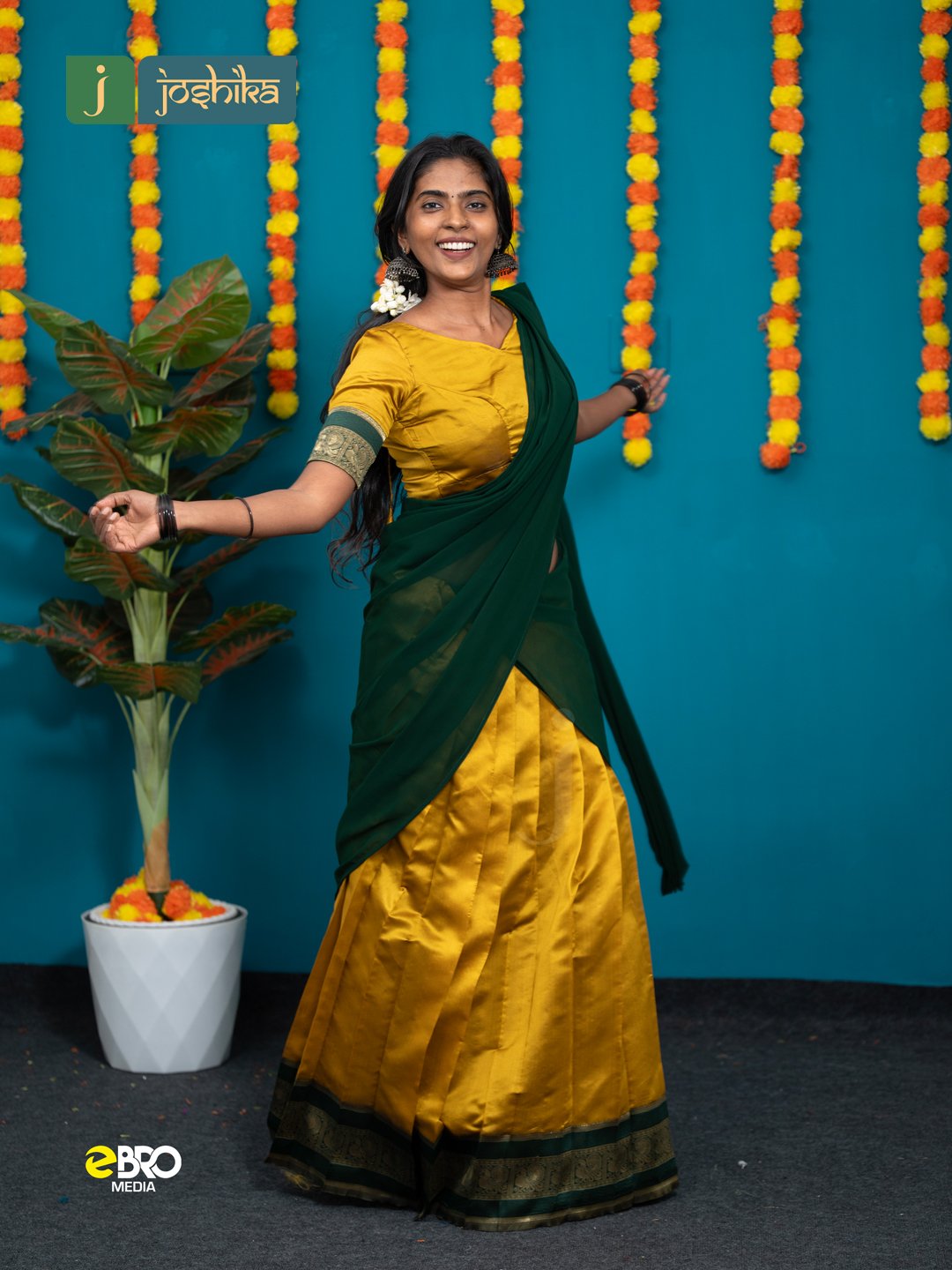 Onam Festive Cotton Dhavani Set Yellow - Image 4