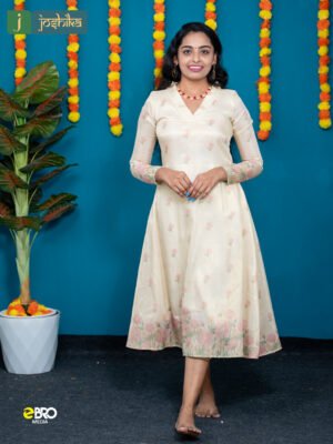 Onam Festive Lotus Bloom Printed Kurta