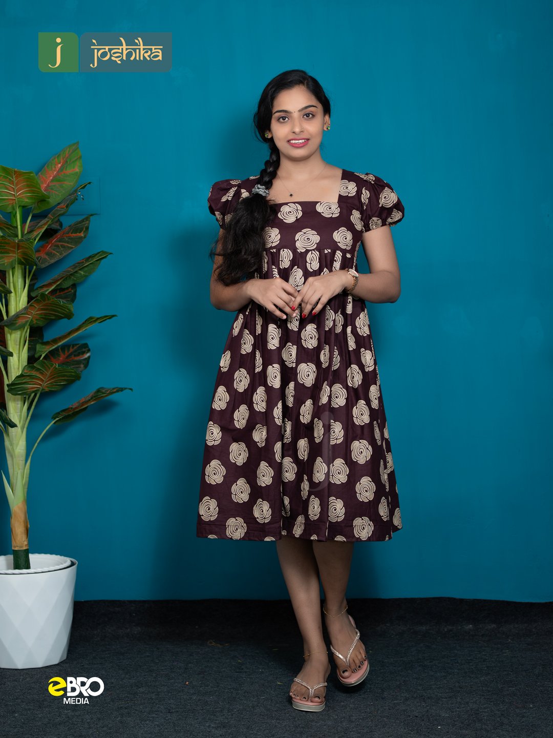 Printed Cotton A-Line Night Dress - Image 5