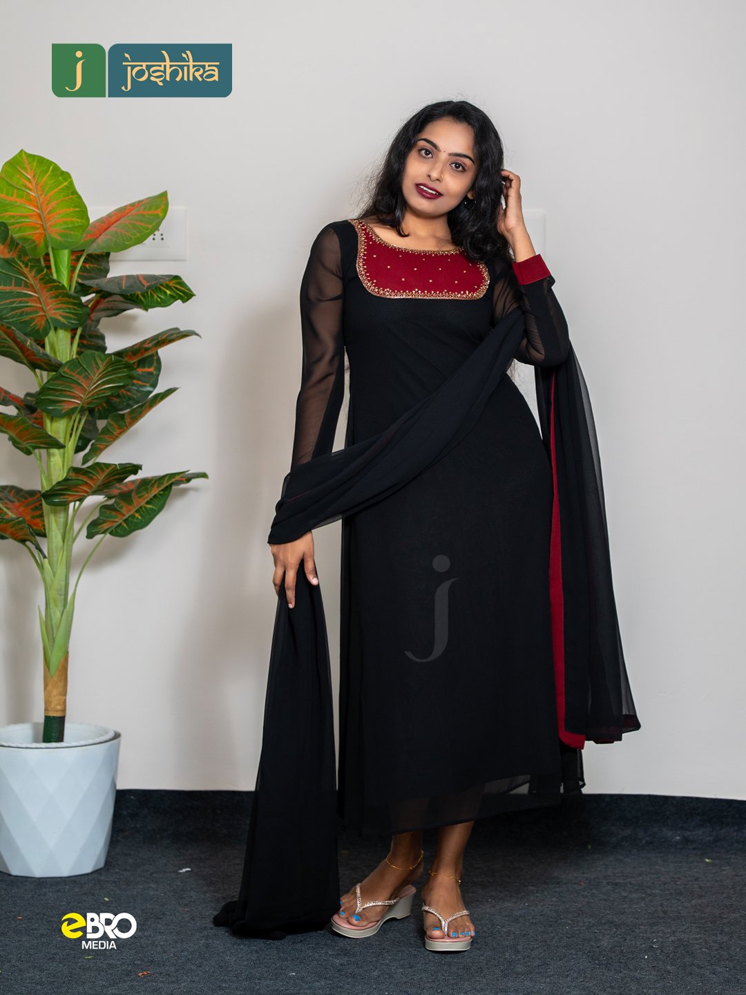Black & Meroon Embroidered Anarkali Kurti Set with Dupatta - Image 2