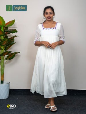 White Embroidered Anarkali Kurti Dress – Elegant Flared Ethnic Wear